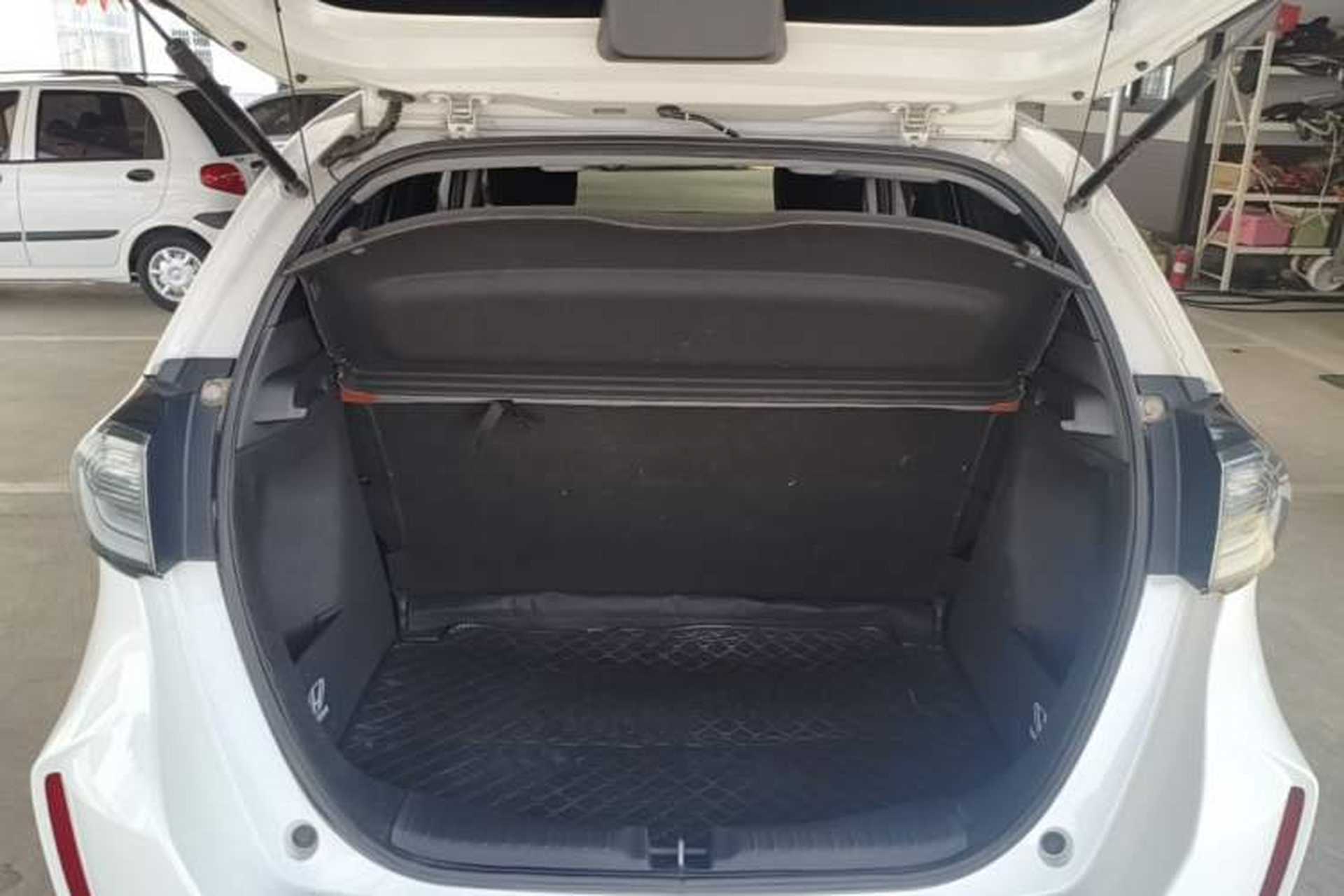 Used Honda LIFE 2021 1.5L CVT SPORT Heartbeat Edition Trunk