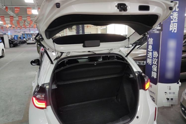 Used Honda LIFE 2021 1.5L CVT SPO-SS Dynamic Edition Trunk