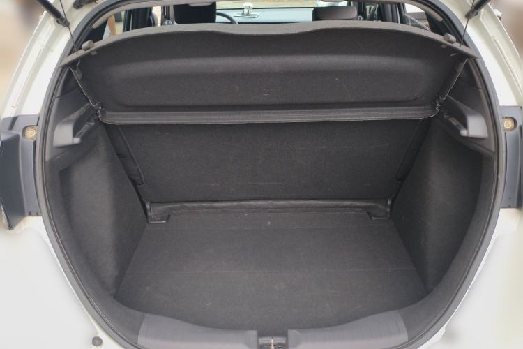 Used Honda LIFE 2021 1.5L CVT SPORT Heartbeat Edition Trunk