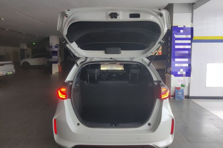 Used Honda LIFE 2021 1.5L CVT SPORT Heartbeat Edition Trunk