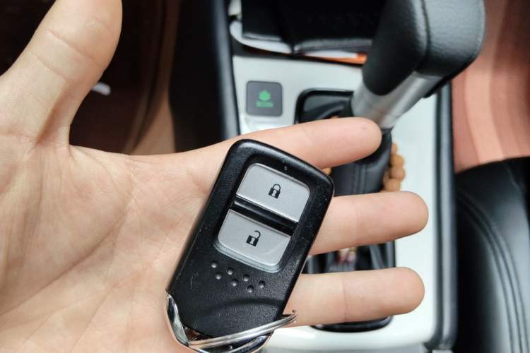Used Honda LIFE 2021 1.5L CVT CRO-S Fun Edition Vehicle Key