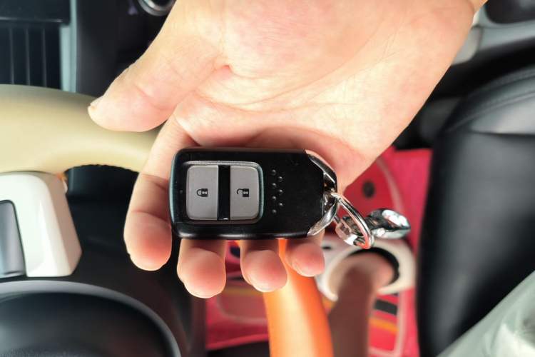 Used Honda LIFE 2021 1.5L CVT SPORT Heartbeat Edition Vehicle Key