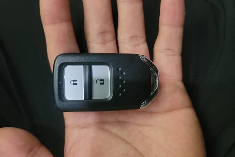 Used Honda LIFE 2021 1.5L CVT SPORT Heartbeat Edition Vehicle Key