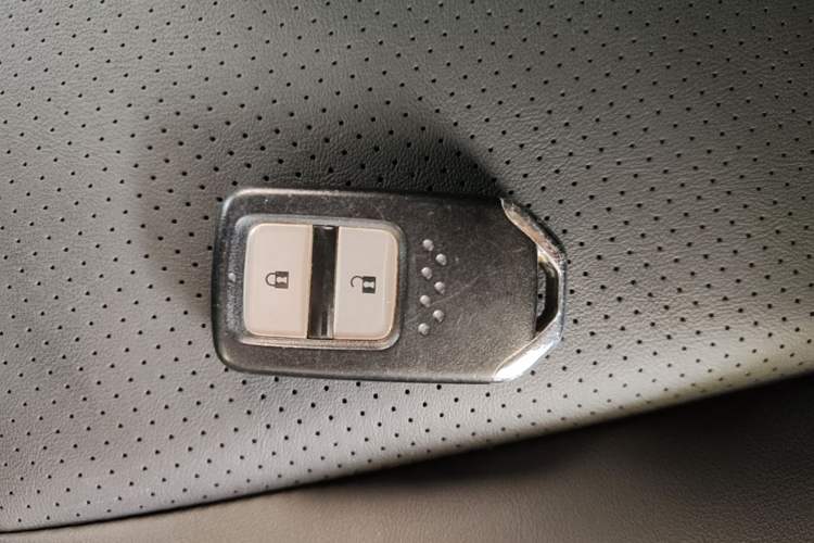 Used Honda LIFE 2021 1.5L CVT SPORT Heartbeat Edition Vehicle Key