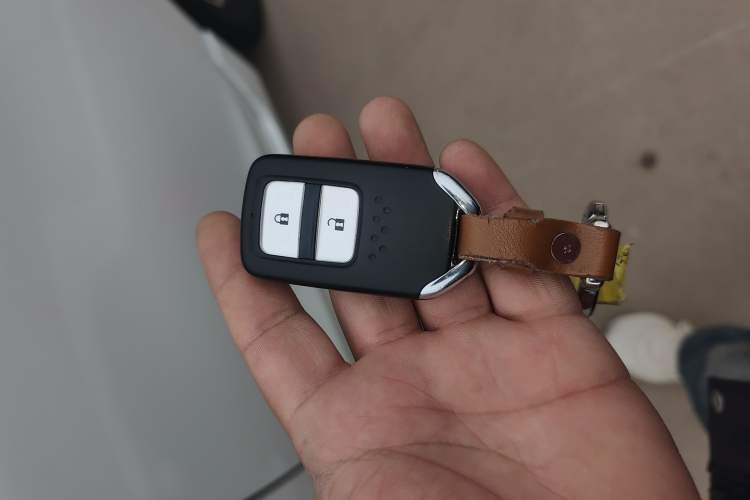 Used Honda LIFE 2021 1.5L CVT SPORT Heartbeat Edition Vehicle Key