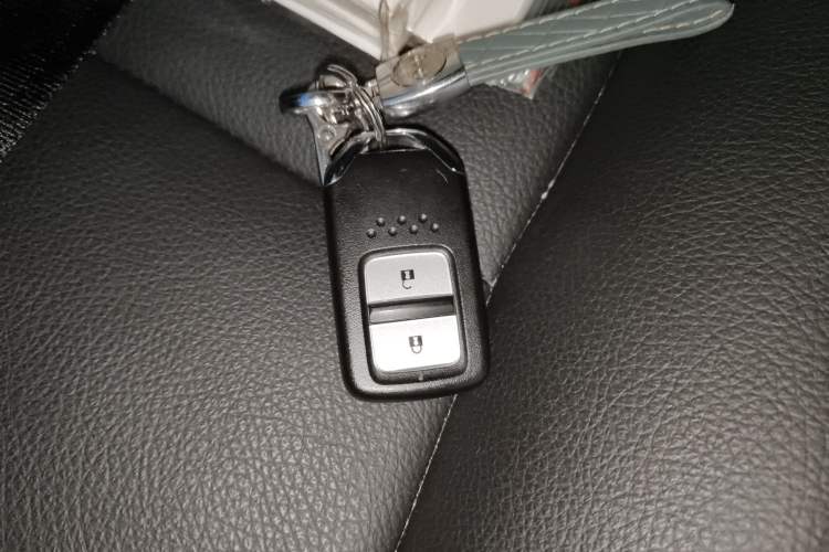 Used Honda LIFE 2021 1.5L CVT SPORT Heartbeat Edition Vehicle Key
