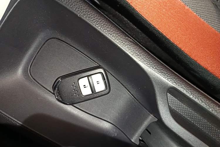 Used Honda LIFE 2021 1.5L CVT SPO-SS Dynamic Edition Vehicle Key