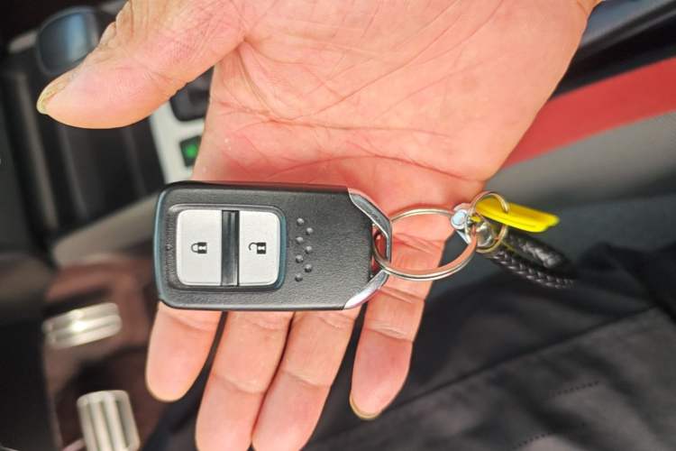 Used Honda LIFE 2021 1.5L CVT SPO-SS Dynamic Edition Vehicle Key