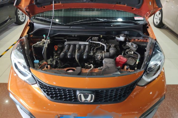 Used Honda LIFE 2021 1.5L CVT CRO-S Fun Edition Engine Bay