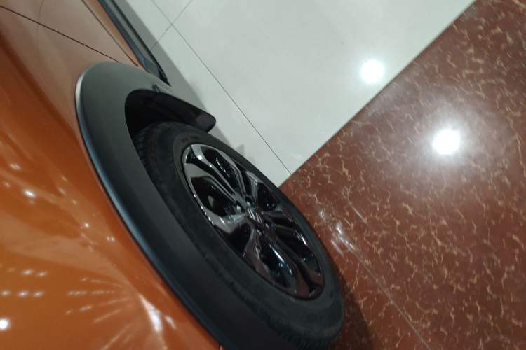 Used Honda LIFE 2021 1.5L CVT CRO-S Fun Edition Exterior 4