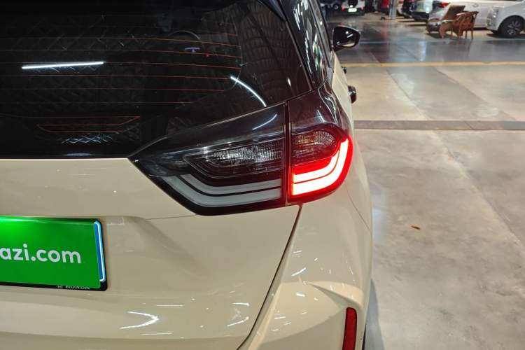 Used Honda LIFE 2021 1.5L CVT SPO-SS Dynamic Edition Exterior 6
