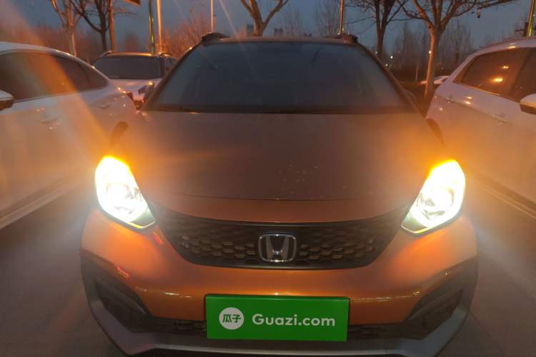 Used Honda LIFE 2021 1.5L CVT CRO-S Fun Edition Front