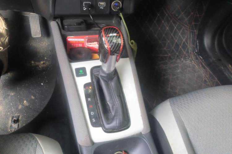 Used Honda LIFE 2021 1.5L CVT CRO-SS Fun Edition Gear Lever