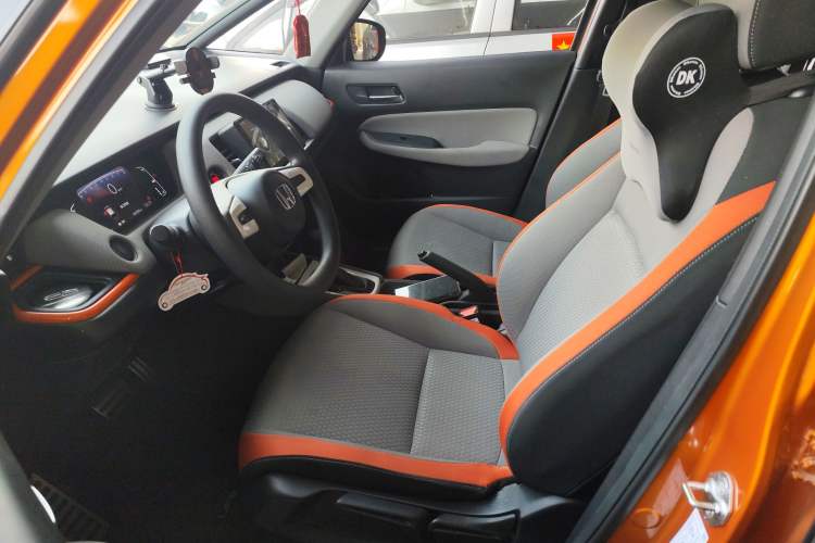 Used Honda LIFE 2021 1.5L CVT SPORT Heartbeat Edition Left Front Seat