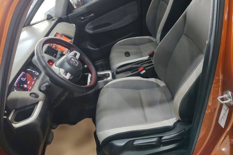 Used Honda LIFE 2021 1.5L CVT CRO-S Fun Edition Left Front Seat