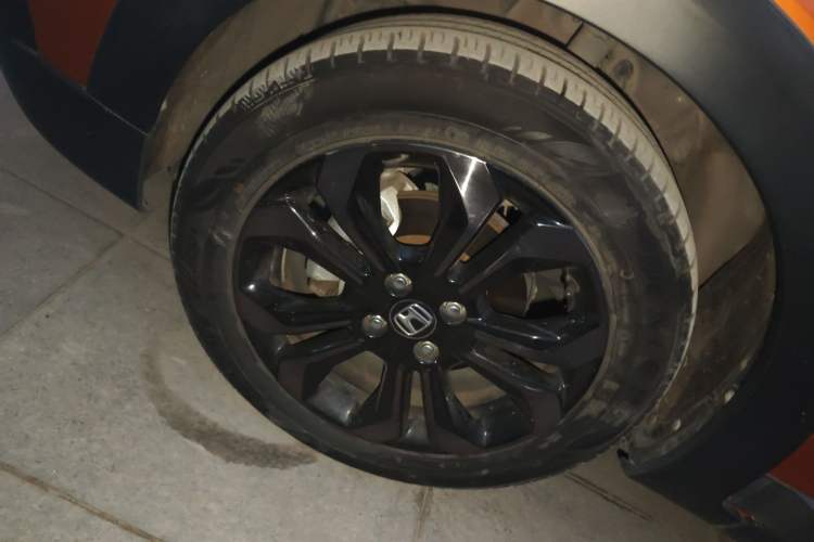 Used Honda LIFE 2021 1.5L CVT CRO-S Fun Edition Left Front Wheel Hub