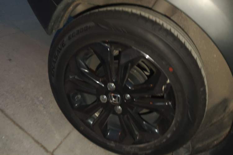 Used Honda LIFE 2021 1.5L CVT CRO-S Fun Edition Right Rear Wheel Hub