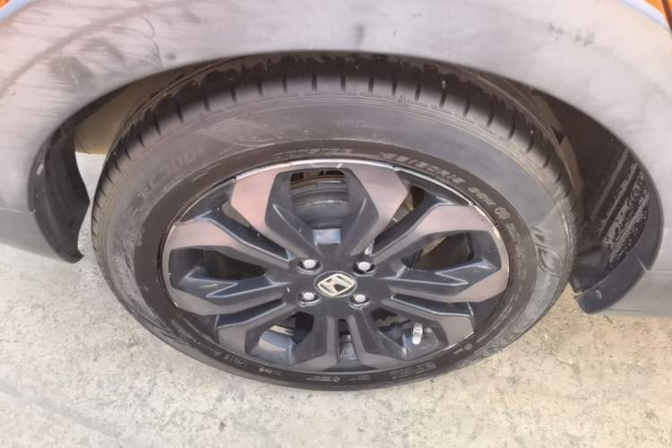 Used Honda LIFE 2021 1.5L CVT CRO-SS Fun Edition Right Rear Wheel Hub