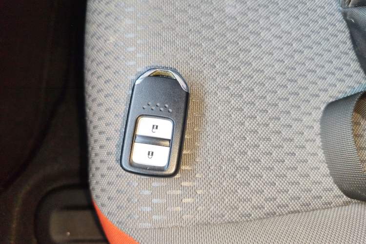 Used Honda LIFE 2021 1.5L CVT SPORT Heartbeat Edition Vehicle Key