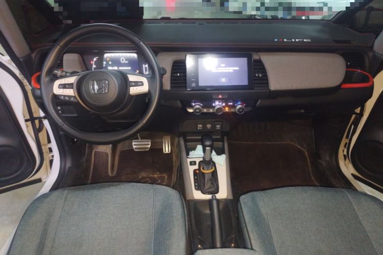 Used Honda LIFE 2023 1.5L CVT SPO-SS Dynamic Edition Center Console