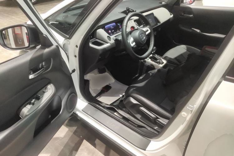 Used Honda LIFE 2023 1.5L CVT CRO-S Fun Edition Driver Seat