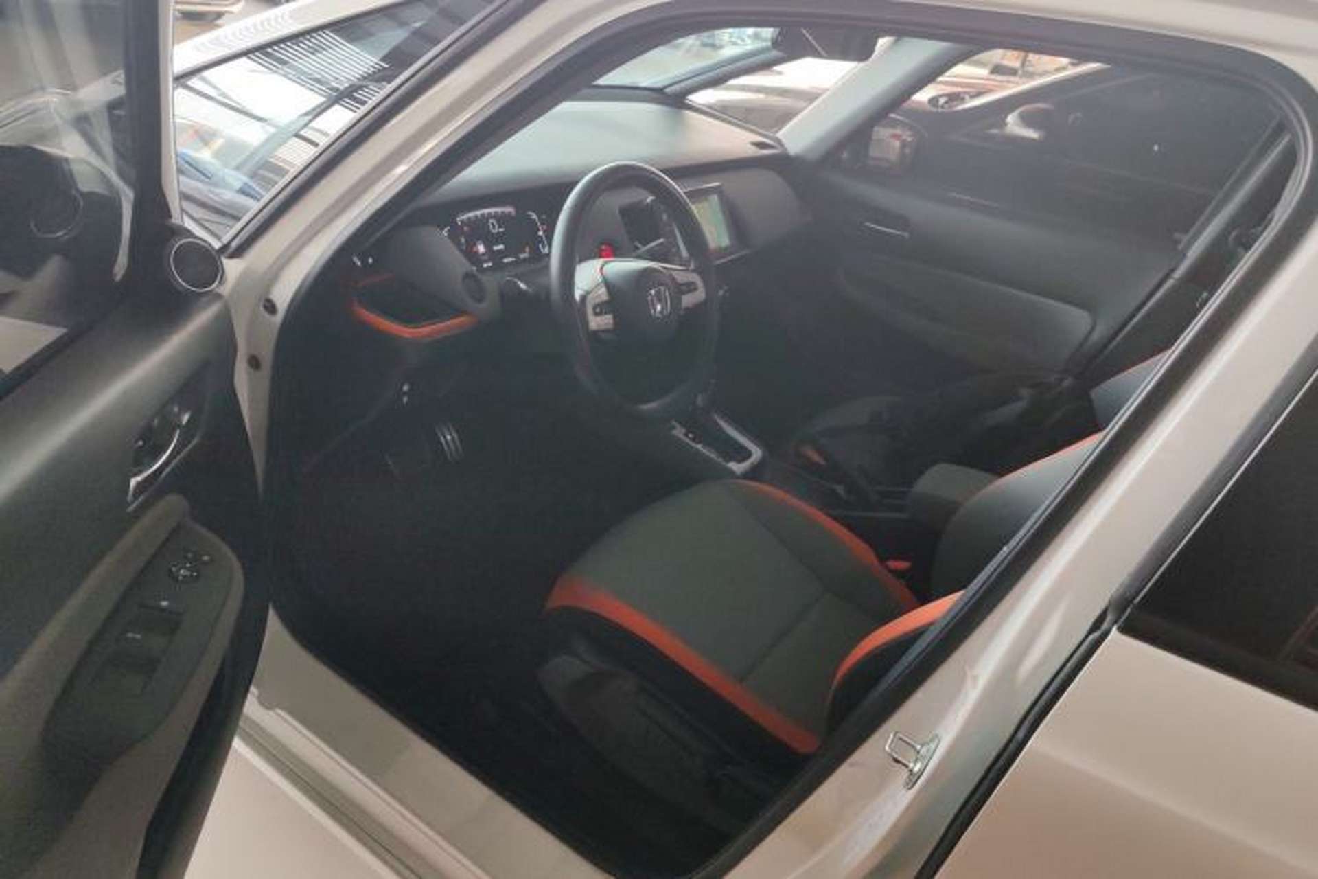 Used Honda LIFE 2023 1.5L CVT SPO-SS Dynamic Edition Driver Seat