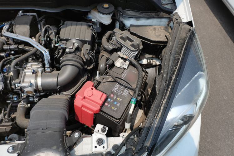 Used Honda LIFE 2023 1.5L CVT SPO-SS Dynamic Edition Engine Bay Left