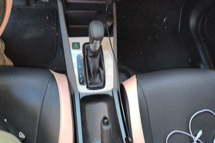 Used Honda LIFE 2023 1.5L CVT SPORT Exciting Edition Gear Lever