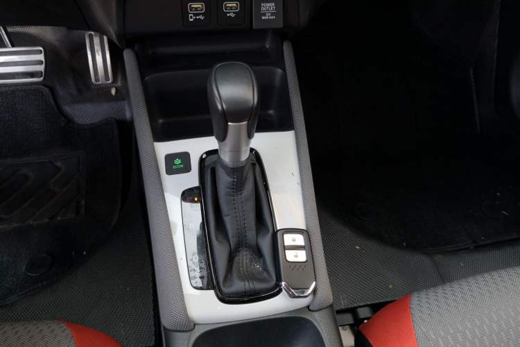 Used Honda LIFE 2023 1.5L CVT SPO-SS Dynamic Edition Gear Lever