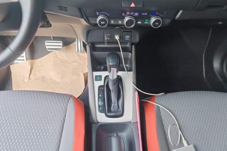 Used Honda LIFE 2023 1.5L CVT SPO-SS Dynamic Edition Gear Lever