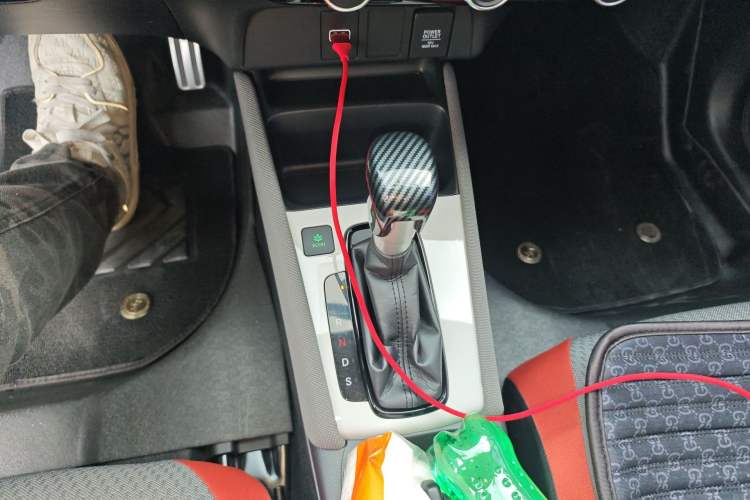Used Honda LIFE 2023 1.5L CVT SPORT Exciting Edition Gear Lever