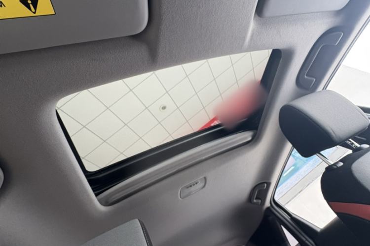 Used Honda LIFE 2023 1.5L CVT SPO-SS Dynamic Edition Headliner