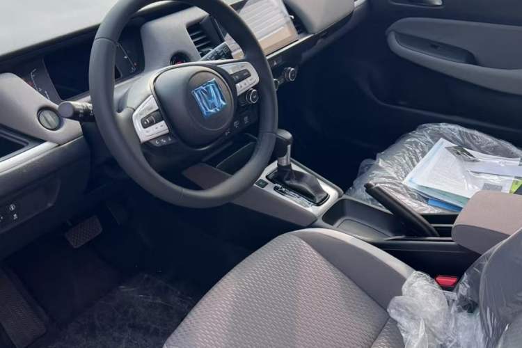 Used Honda LIFE 2023 1.5L CVT CRO-SS Fun Edition Interior 1