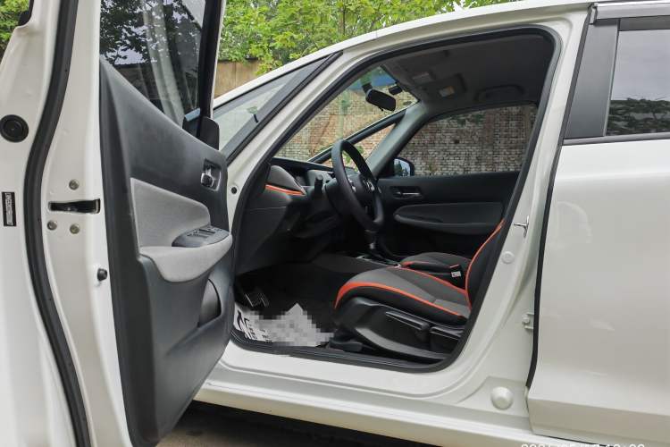 Used Honda LIFE 2023 1.5L CVT SPORT Exciting Edition Interior 2