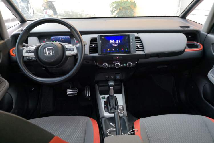 Used Honda LIFE 2023 1.5L CVT SPO-SS Dynamic Edition Interior 2