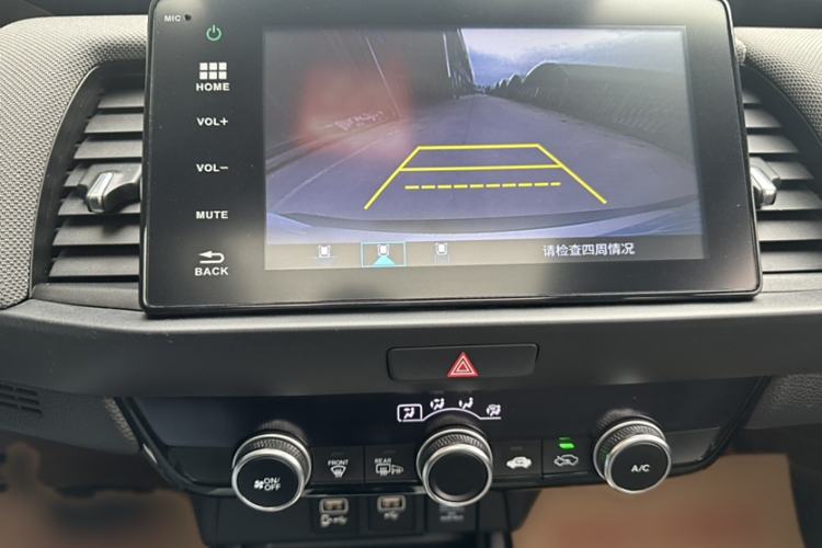 Used Honda LIFE 2023 1.5L CVT CRO-SS Fun Edition Interior 5