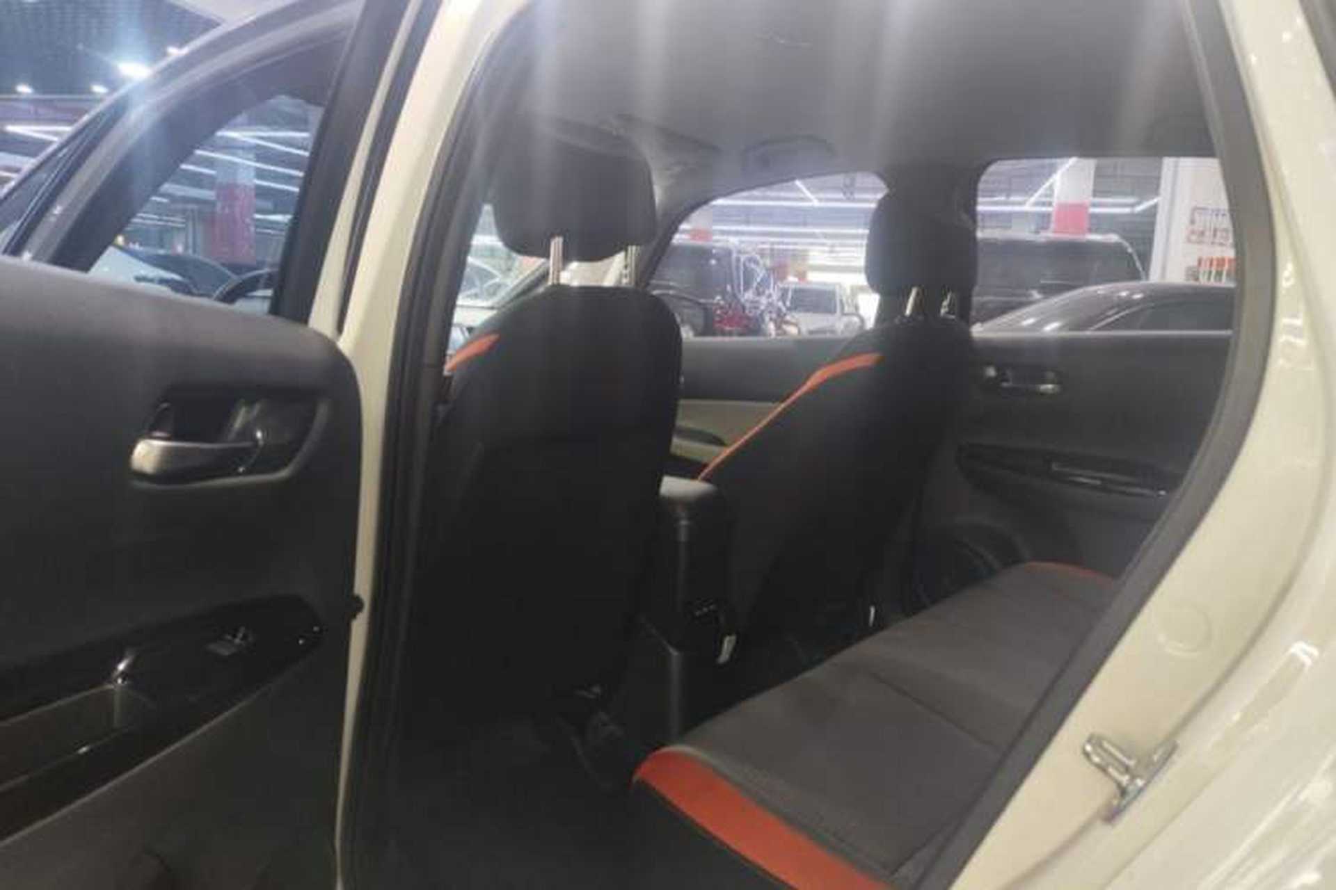 Used Honda LIFE 2023 1.5L CVT SPORT Exciting Edition Interior 6
