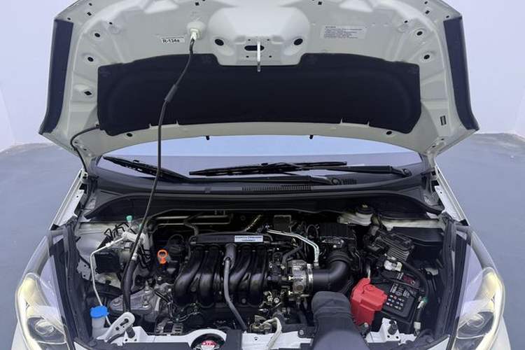 Used Honda LIFE 2023 1.5L CVT SPO-SS Dynamic Edition Interior 8