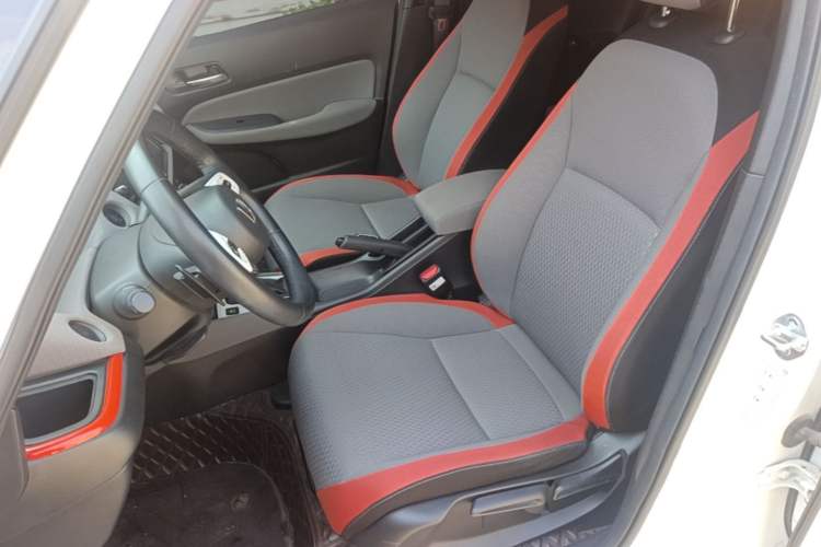 Used Honda LIFE 2023 1.5L CVT SPO-SS Dynamic Edition Left Front Seat