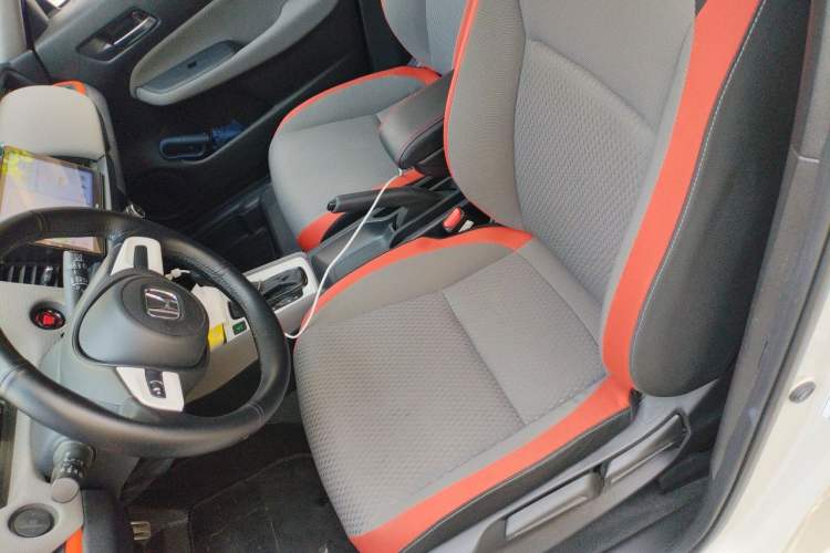 Used Honda LIFE 2023 1.5L CVT SPORT Exciting Edition Left Front Seat