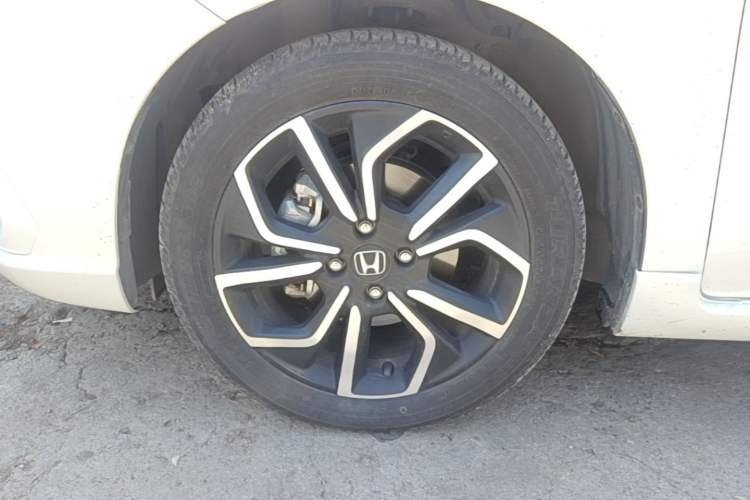 Used Honda LIFE 2023 1.5L CVT SPO-SS Dynamic Edition Left Front Wheel Hub