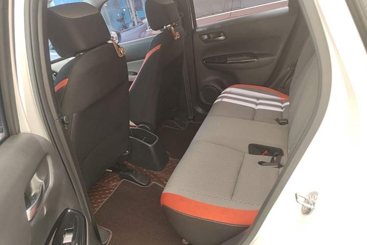 Used Honda LIFE 2023 1.5L CVT SPORT Exciting Edition Left Rear Seat