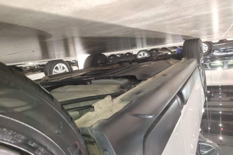 Used Honda LIFE 2023 1.5L CVT CRO-S Fun Edition Left Side Sill