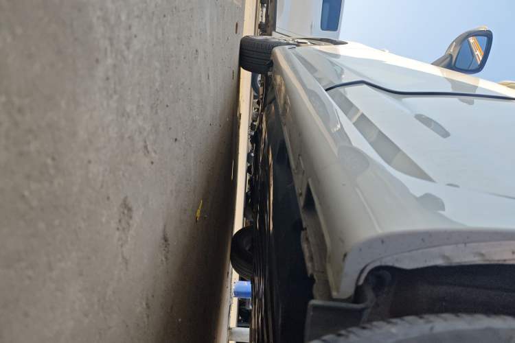 Used Honda LIFE 2023 1.5L CVT SPORT Exciting Edition Left Side Sill