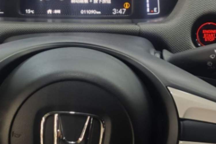 Used Honda LIFE 2023 1.5L CVT SPORT Exciting Edition Odometer Close Up