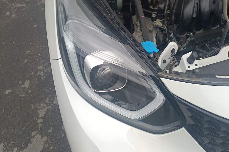 Used Honda LIFE 2023 1.5L CVT SPORT Exciting Edition Right Front Headlight