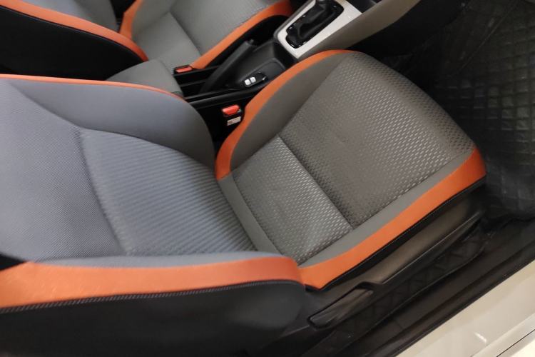 Used Honda LIFE 2023 1.5L CVT SPO-SS Dynamic Edition Right Front Seat