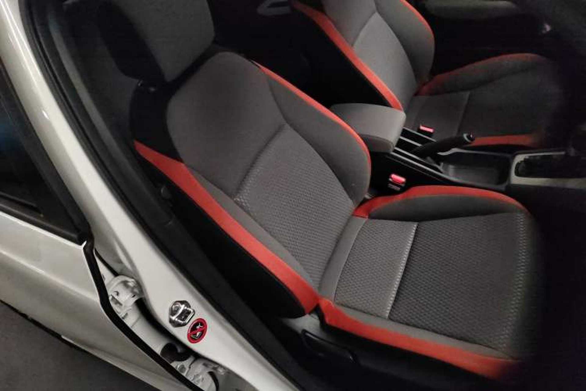 Used Honda LIFE 2023 1.5L CVT SPO-SS Dynamic Edition Right Front Seat