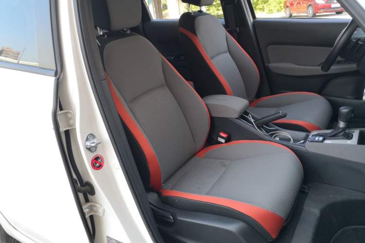 Used Honda LIFE 2023 1.5L CVT SPO-SS Dynamic Edition Right Front Seat