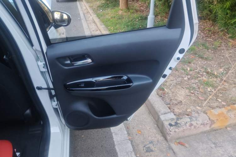 Used Honda LIFE 2023 1.5L CVT SPO-SS Dynamic Edition Right Rear Door Interior